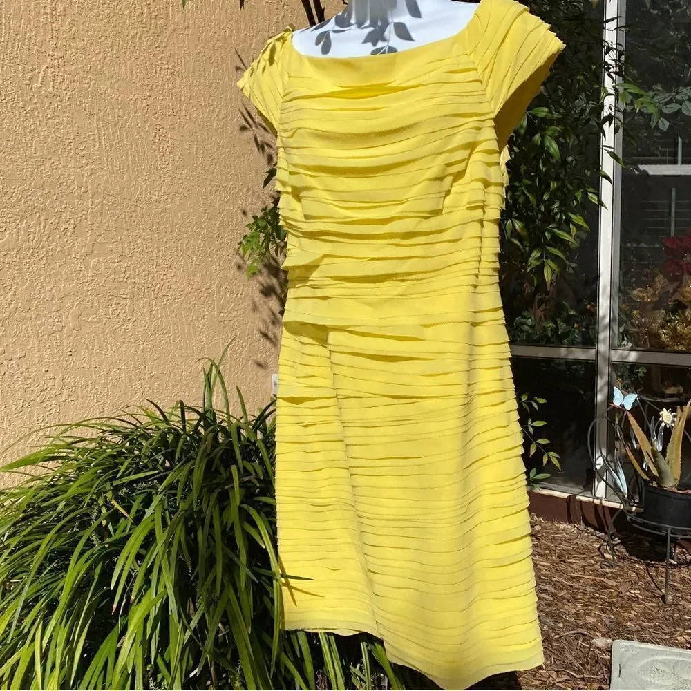 ALICE + OLIVIA CANARY YELLOW TIERED SHEATH DRESS 6 NWT